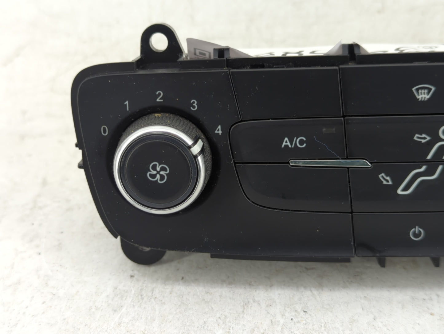 2015-2018 Ford Focus Climate Control Module Temperature AC/Heater Replacement P/N:F1ET-19980-JJ Fits Fits 2015 2016 2017 201