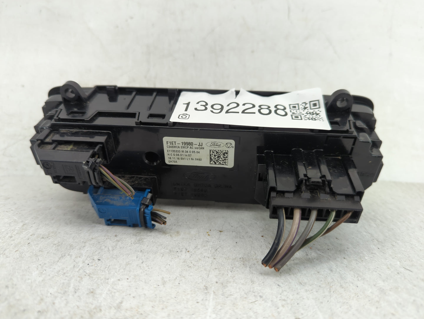 2015-2018 Ford Focus Climate Control Module Temperature AC/Heater Replacement P/N:F1ET-19980-JJ Fits Fits 2015 2016 2017 201