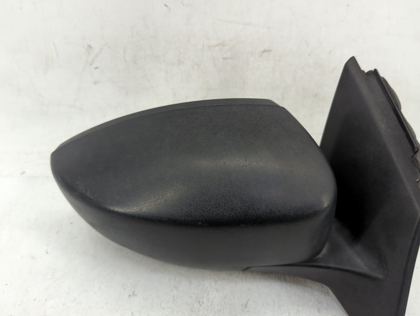 2015-2018 Ford Focus Passenger Side View Mirror - Right Door Mirror OEM Used - Oemusedautoparts1.com