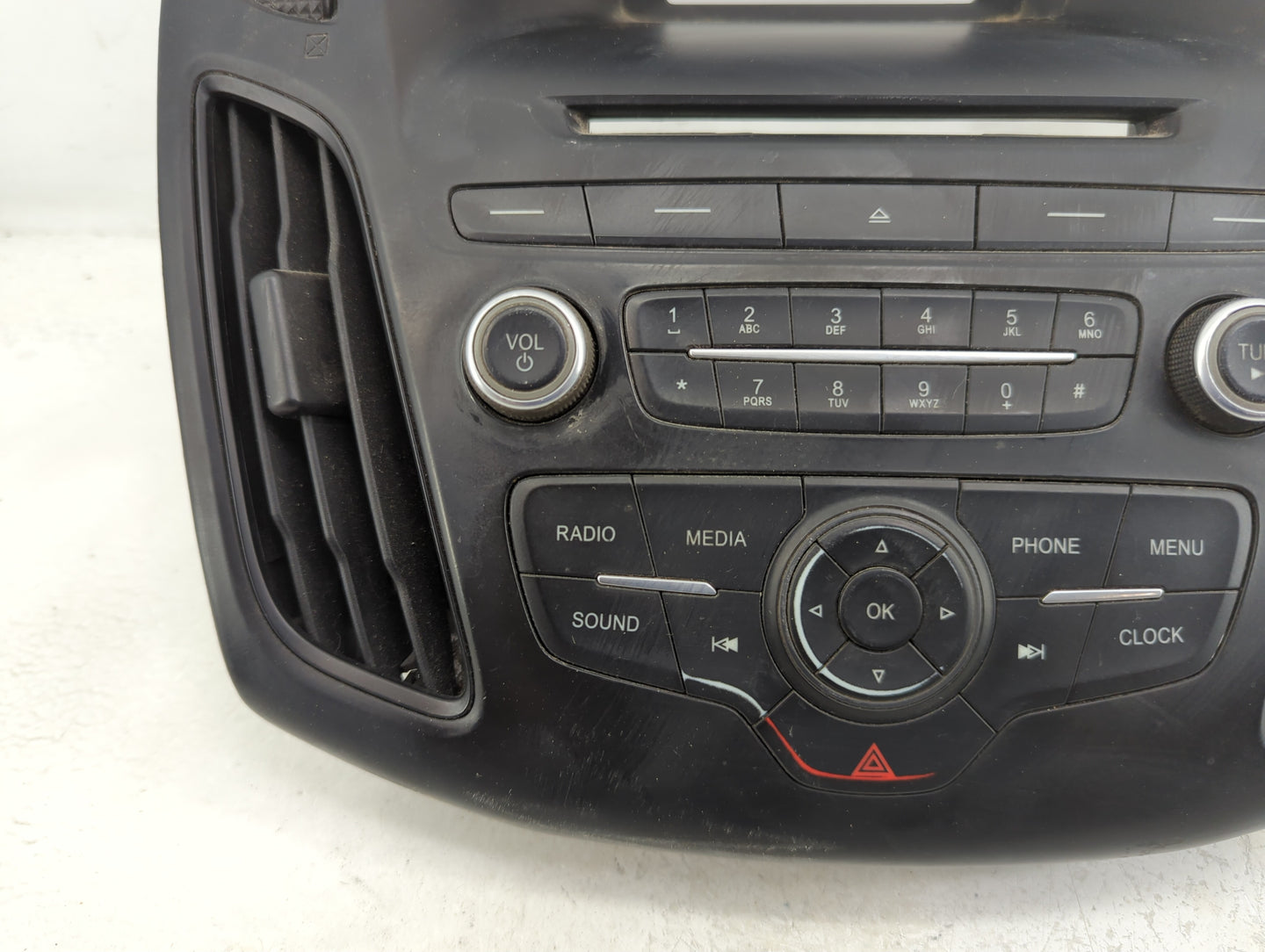 2015-2018 Ford Focus Radio Control Panel - Oemusedautoparts1.com