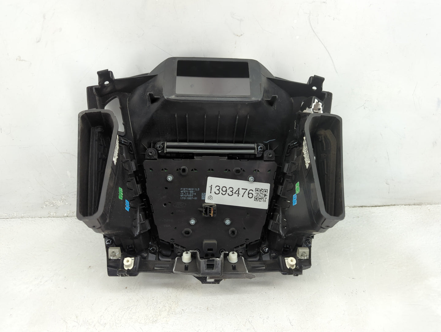 2015-2018 Ford Focus Radio Control Panel - Oemusedautoparts1.com