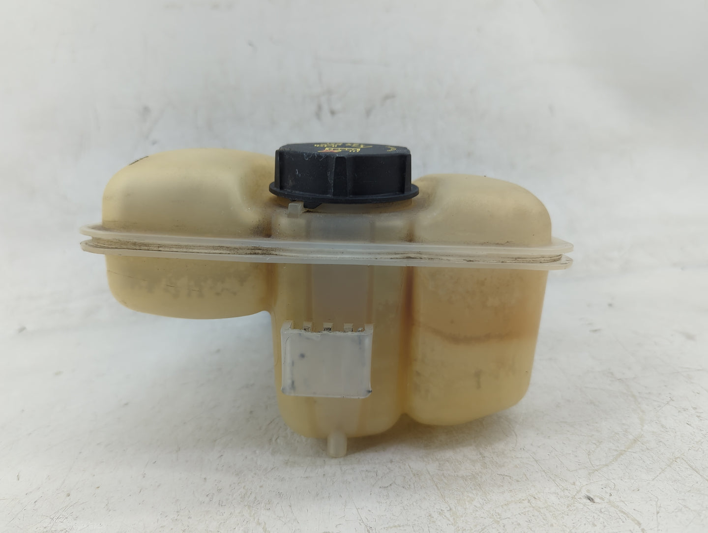 2013-2016 Ford Escape Radiator Coolant Overflow Expansion Tank Bottle - Oemusedautoparts1.com