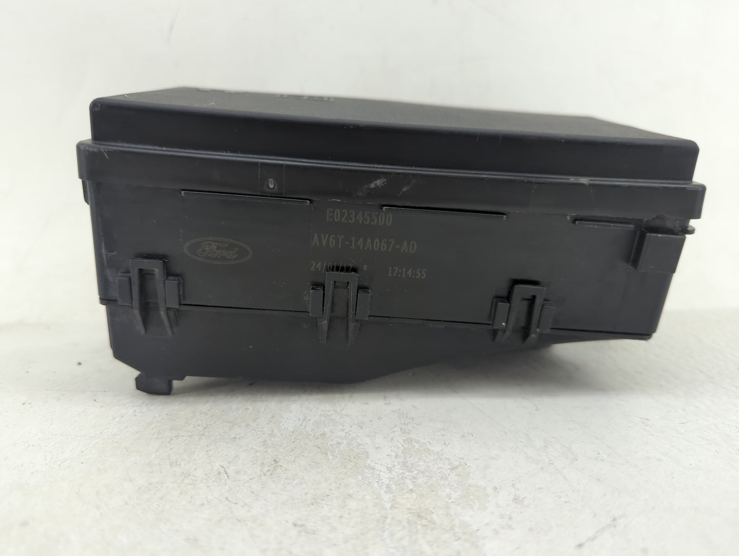 2017-2018 Ford Focus Fusebox Fuse Box Panel Relay Module P/N:AV6T-14A067-AD AV6T-14A142-AB Fits Fits 2017 2018 OEM Used Auto