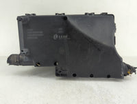 2017-2018 Ford Focus Fusebox Fuse Box Panel Relay Module P/N:AV6T-14A067-AD AV6T-14A142-AB Fits Fits 2017 2018 OEM Used Auto