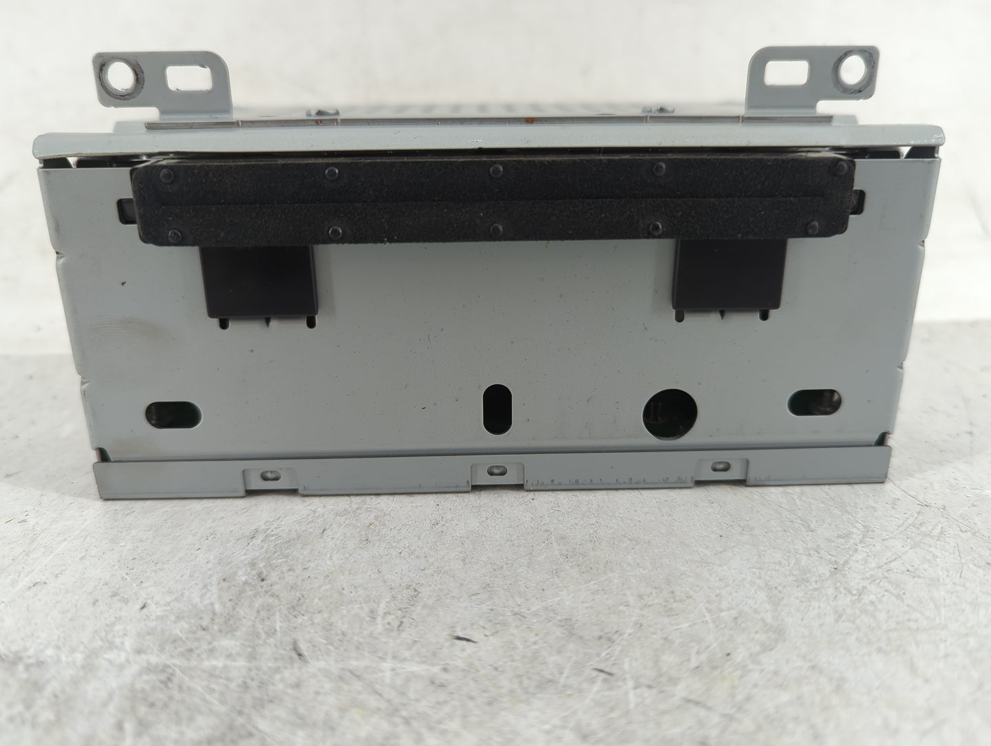 2017-2018 Ford Focus Radio AM FM Cd Player Receiver Replacement P/N:FM5T-19C107-JD Fits Fits 2017 2018 OEM Used Auto Parts -