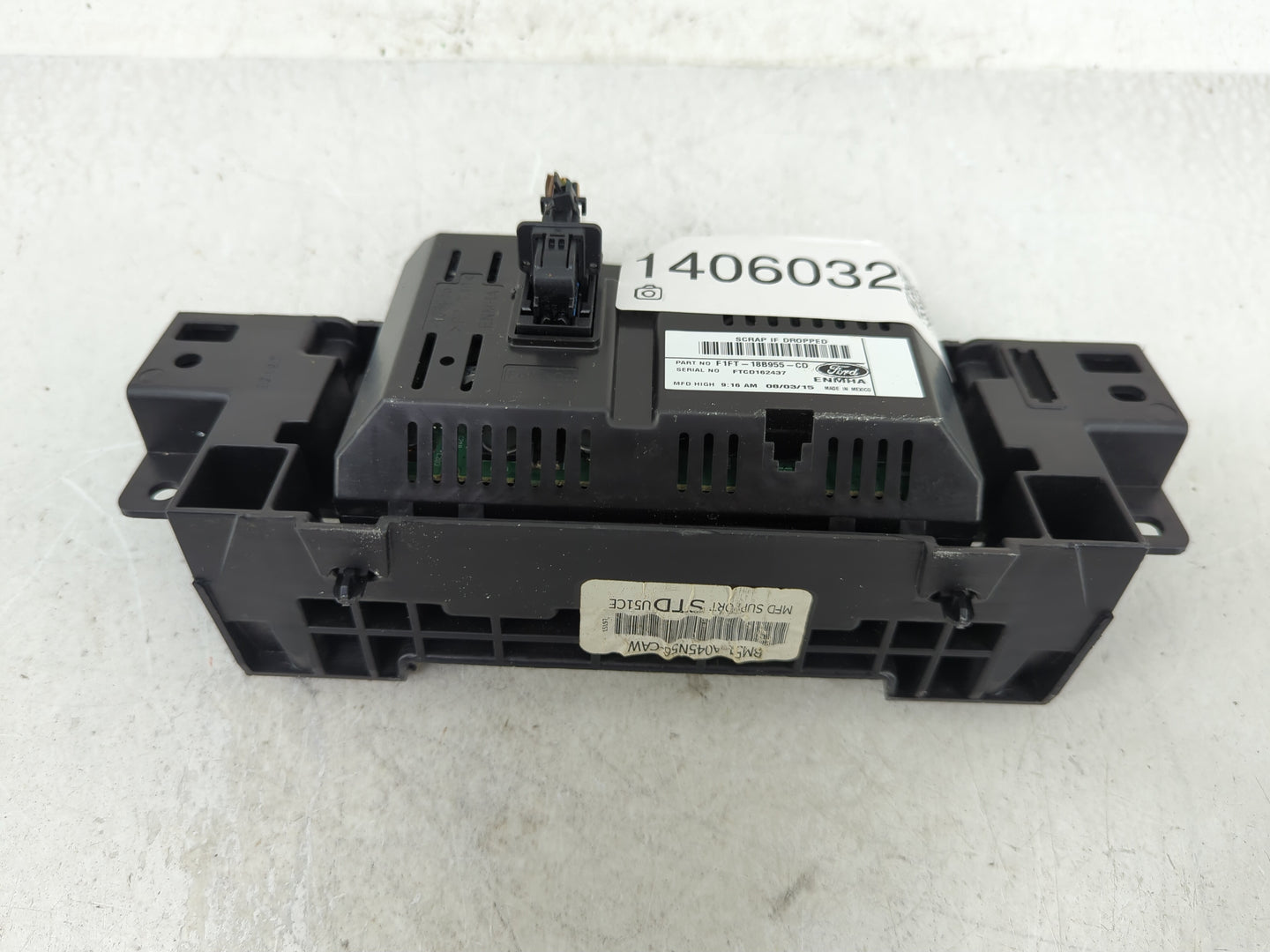 2015-2018 Ford Focus Information Display Screen - Oemusedautoparts1.com