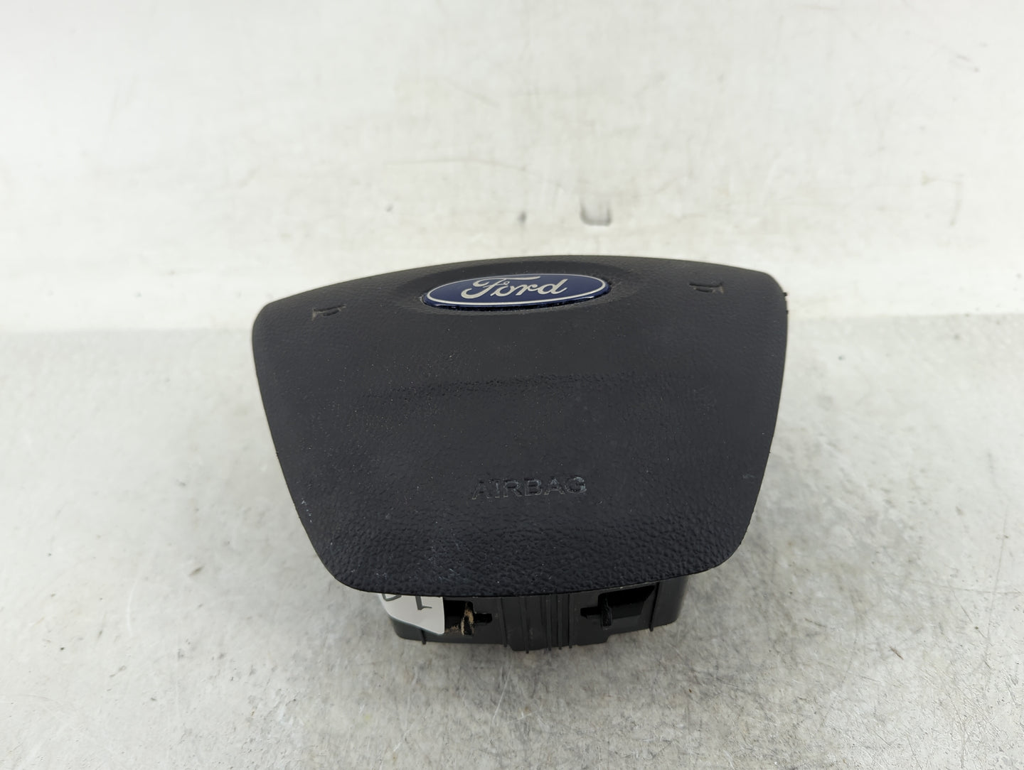 2014-2018 Ford Focus Air Bag Driver Left Steering Wheel Mounted Fits Fits 2014 2015 2016 2017 2018 OEM Used Auto Parts - Oem