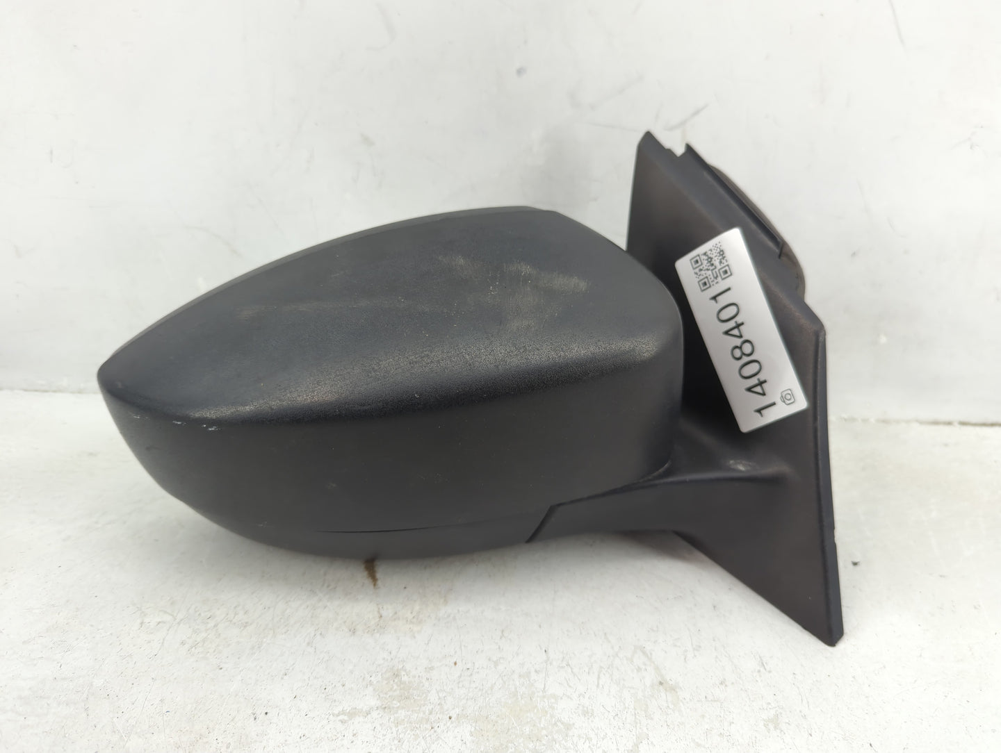 2015-2018 Ford Focus Passenger Side View Mirror - Right Door Mirror OEM Used - Oemusedautoparts1.com