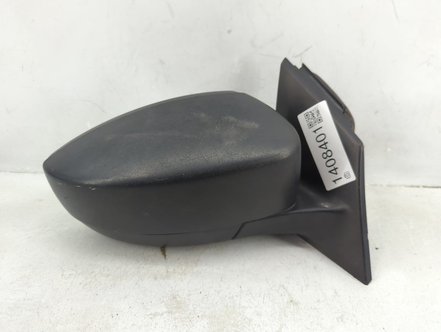 2015-2018 Ford Focus Passenger Side View Mirror - Right Door Mirror OEM Used - Oemusedautoparts1.com