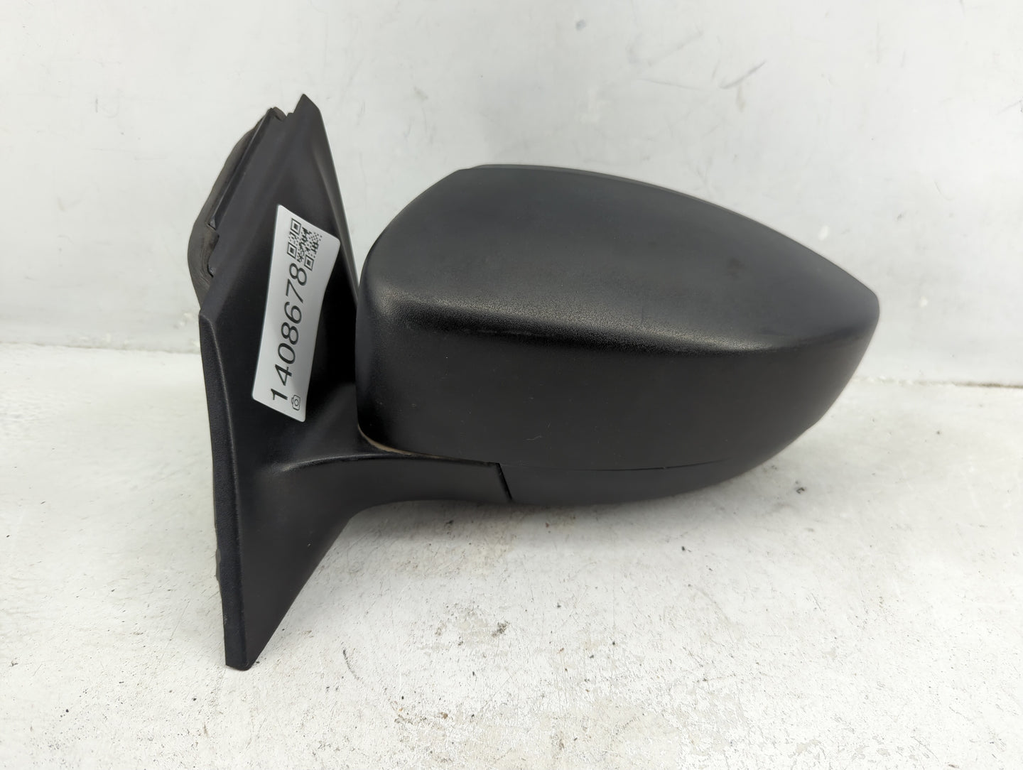 2015-2018 Ford Focus Driver Side View Mirror - Left Door Mirror OEM Used - Oemusedautoparts1.com