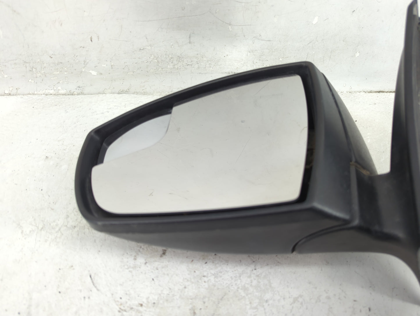 2015-2018 Ford Focus Driver Side View Mirror - Left Door Mirror OEM Used - Oemusedautoparts1.com