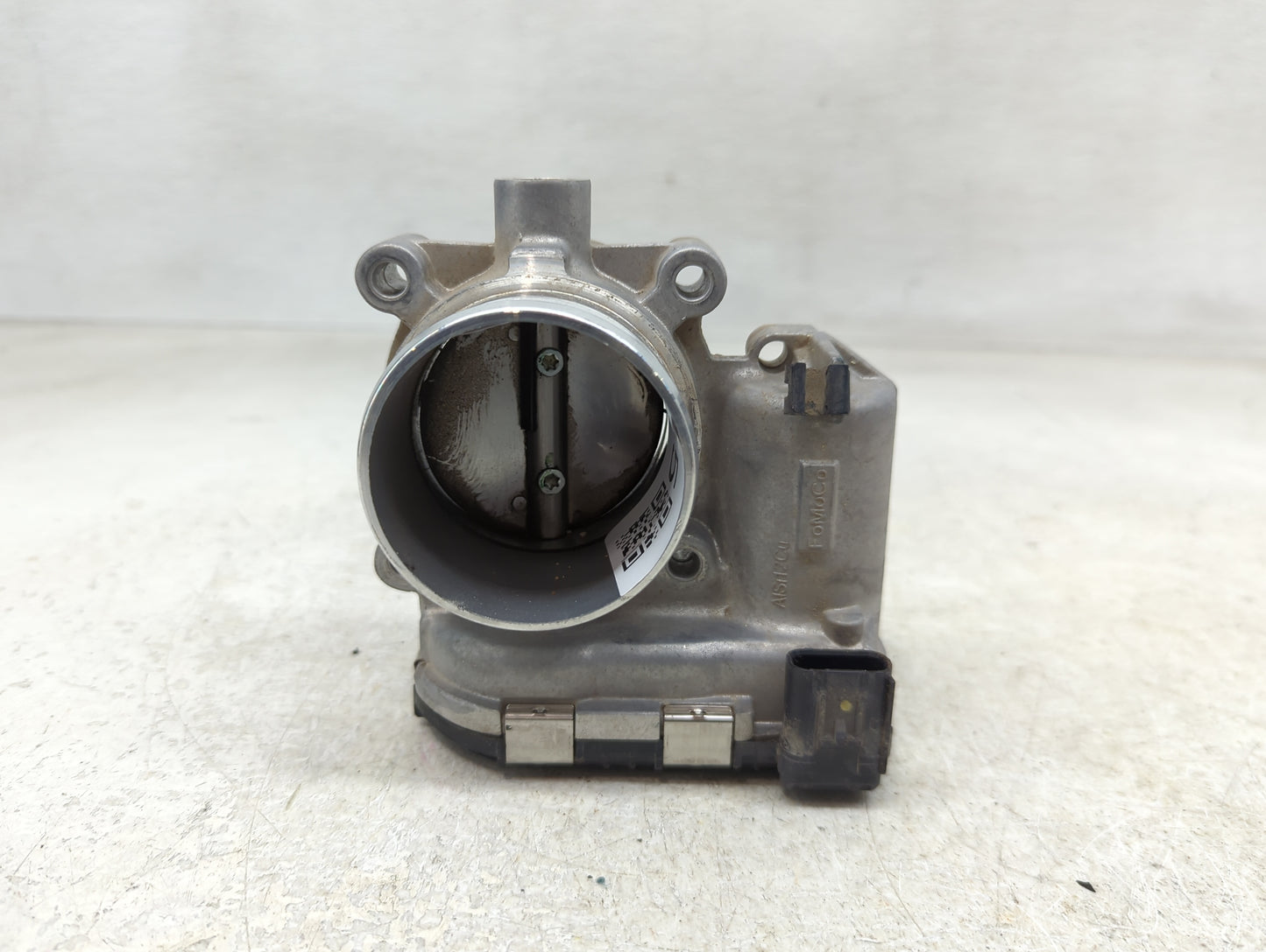 2014-2018 Ford Focus Throttle Body P/N:DS7E-9F991-BB Fits Fits 2014 2015 2016 2017 2018 2019 2020 2021 2022 OEM Used Auto Pa