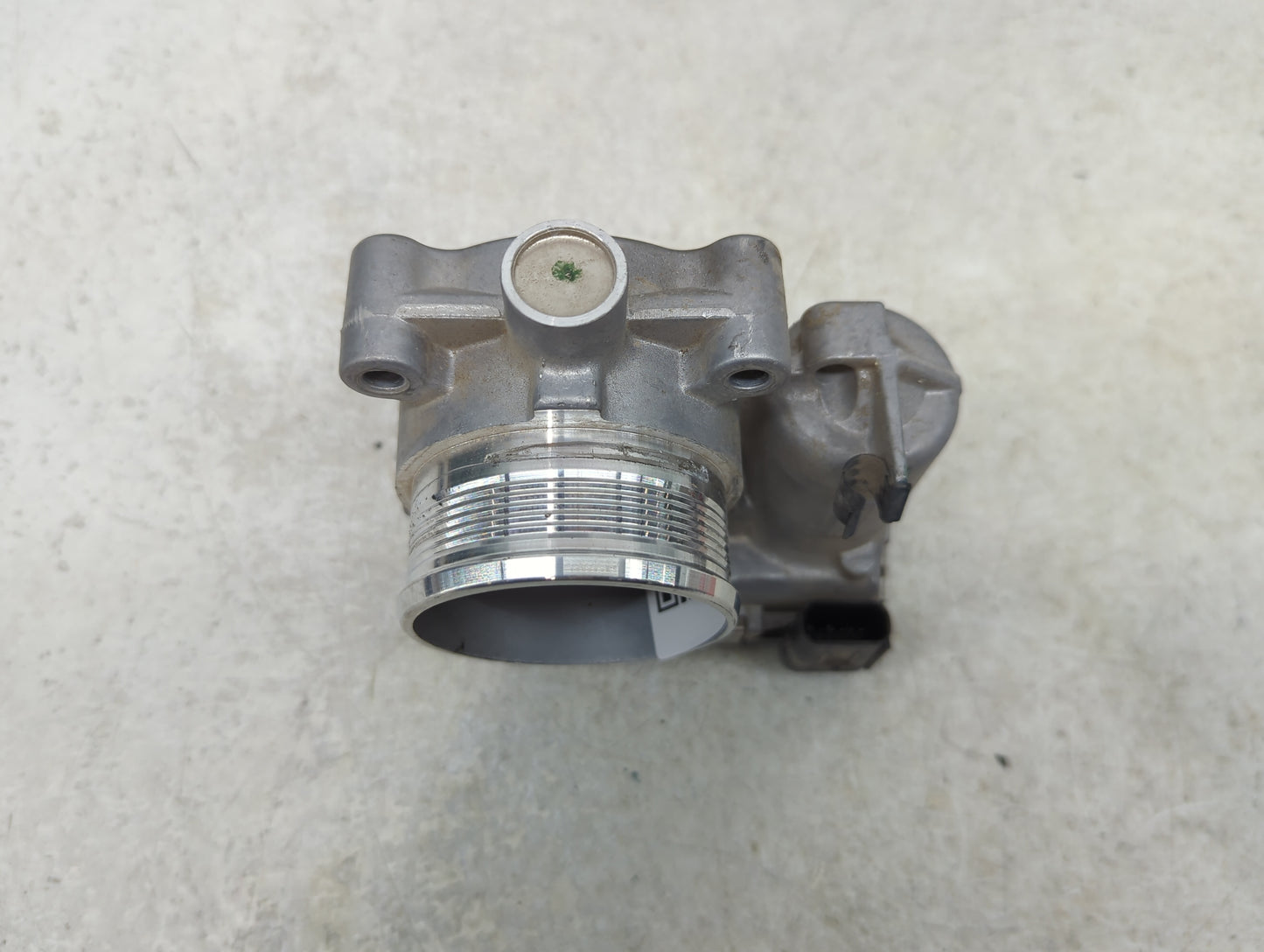 2014-2018 Ford Focus Throttle Body P/N:DS7E-9F991-BB Fits Fits 2014 2015 2016 2017 2018 2019 2020 2021 2022 OEM Used Auto Pa