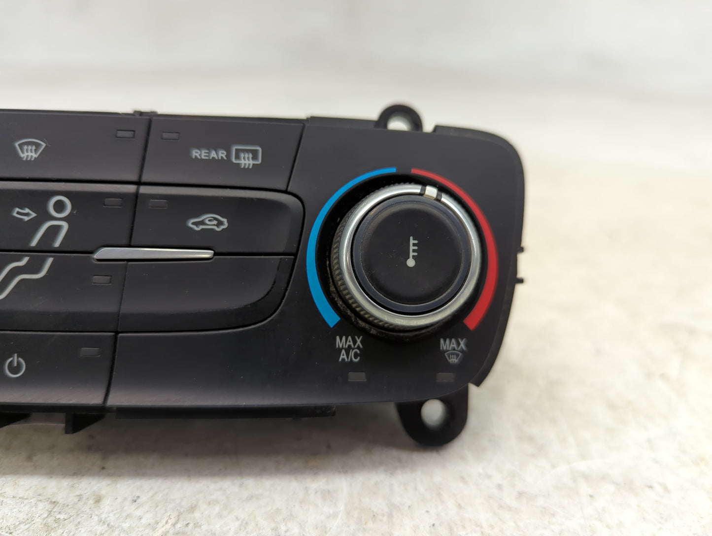 2015-2018 Ford Focus Climate Control Module Temperature AC/Heater Replacement P/N:F1ET-19980-JJ Fits Fits 2015 2016 2017 201