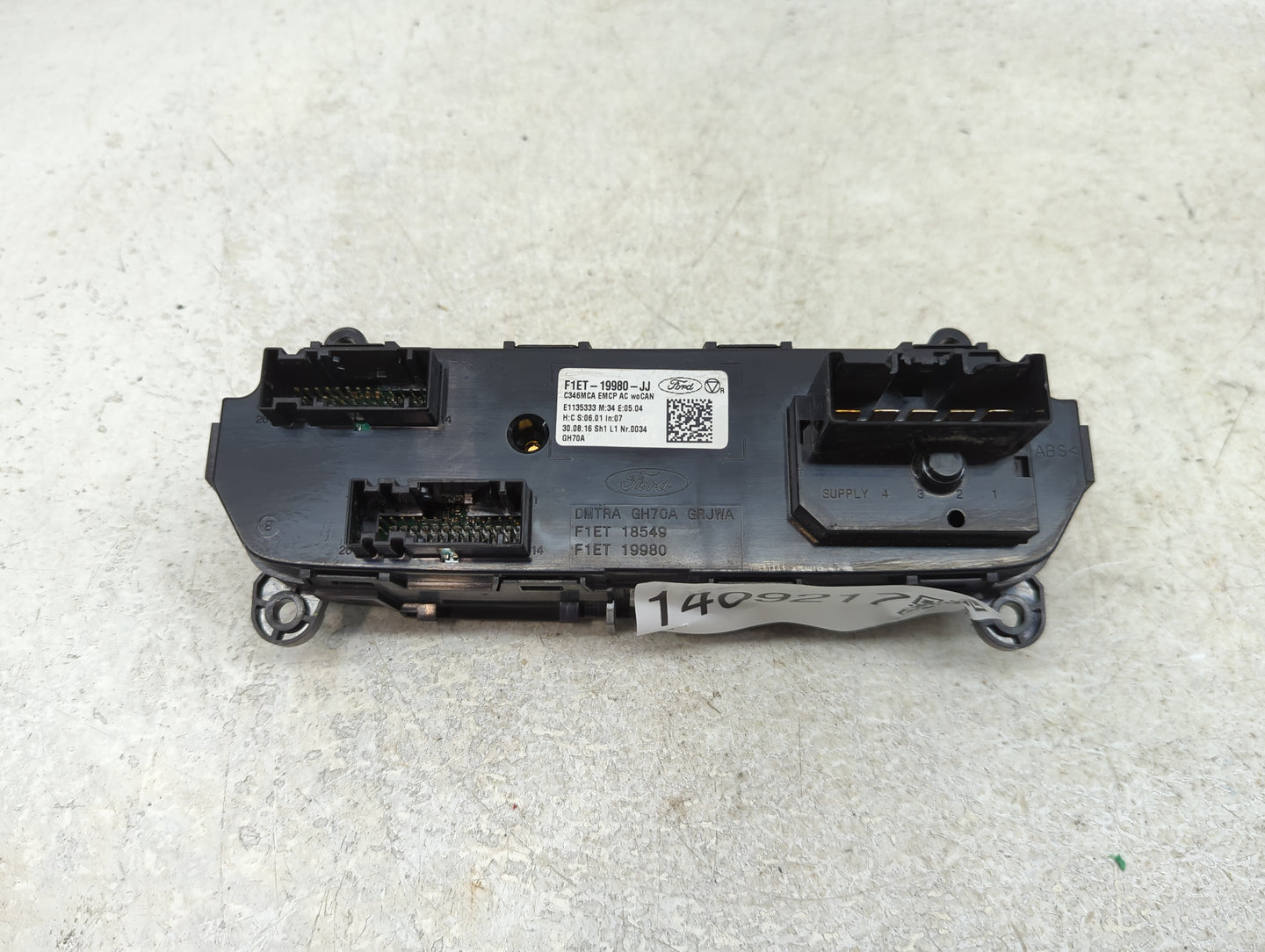 2015-2018 Ford Focus Climate Control Module Temperature AC/Heater Replacement P/N:F1ET-19980-JJ Fits Fits 2015 2016 2017 201