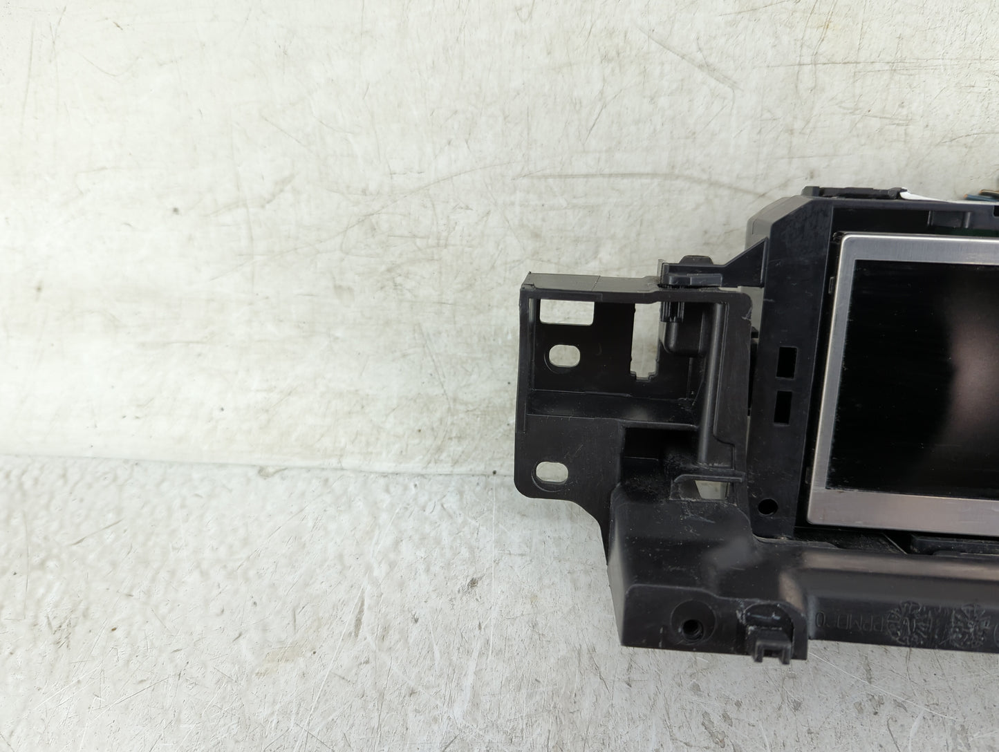 2015-2018 Ford Focus Information Display Screen - Oemusedautoparts1.com