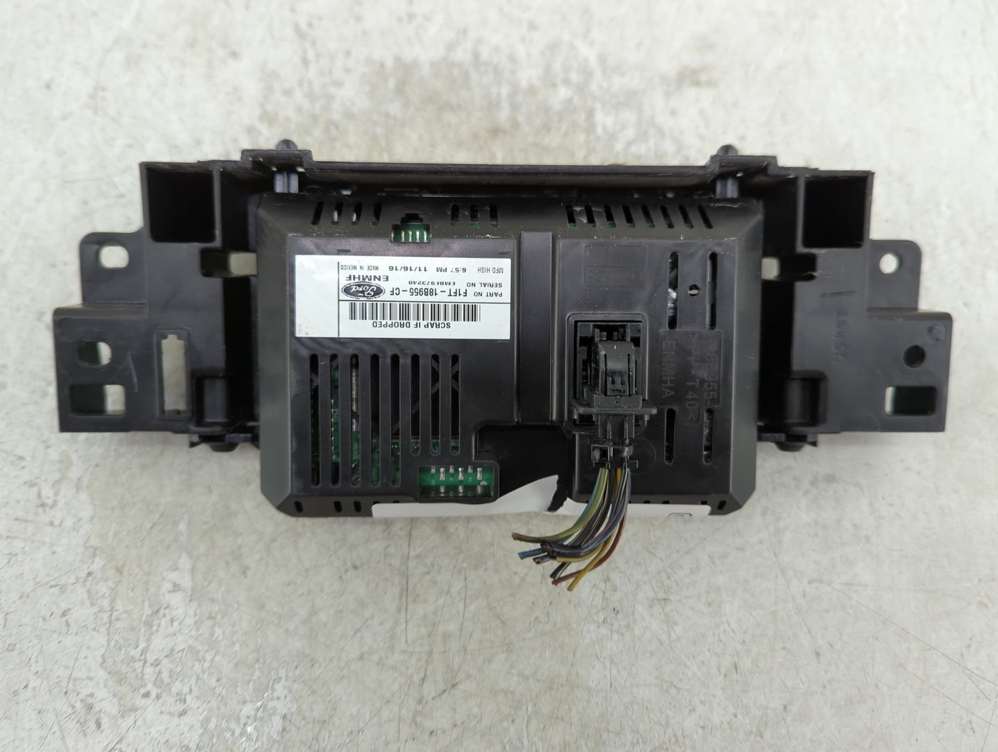 2015-2018 Ford Focus Information Display Screen - Oemusedautoparts1.com