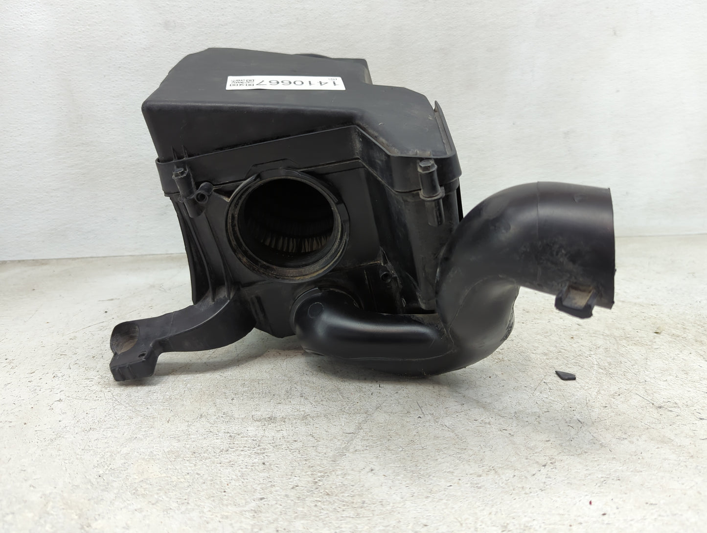 2015-2018 Ford Focus Air Cleaner Intake-duct Hose Tube - Oemusedautoparts1.com