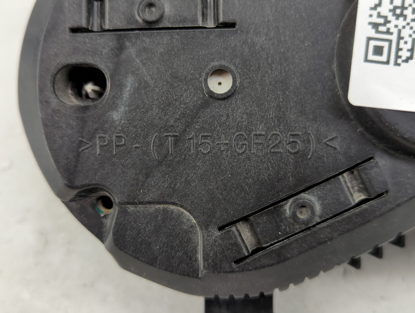2014-2018 Ford Focus Instrument Cluster Speedometer Gauges P/N:CM5T-10849-CSH Fits Fits 2014 2015 2016 2017 2018 OEM Used Au