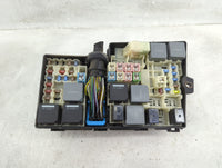 2017-2018 Ford Focus Fusebox Fuse Box Panel Relay Module P/N:GJ7T-14A076-BA 19548 000 001, 21090 000 001 Fits Fits 2017 2018
