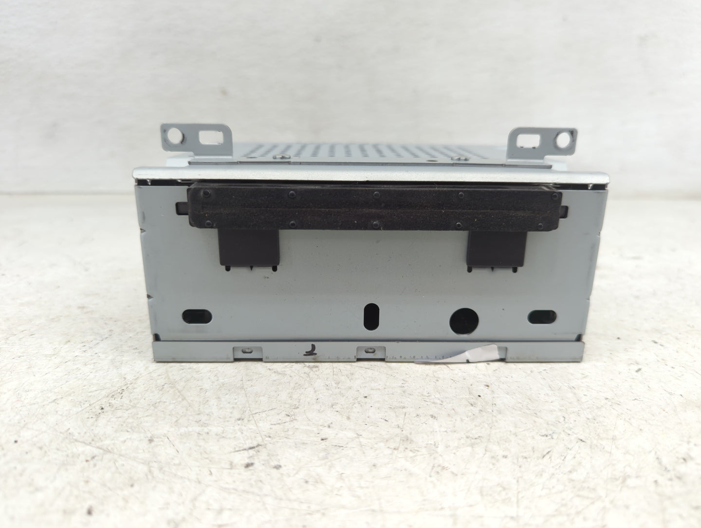 2017-2018 Ford Focus Radio AM FM Cd Player Receiver Replacement P/N:FM5T-19C107-JG Fits Fits 2017 2018 OEM Used Auto Parts -
