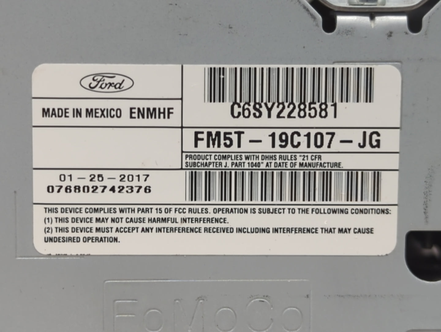 2017-2018 Ford Focus Radio AM FM Cd Player Receiver Replacement P/N:FM5T-19C107-JG Fits Fits 2017 2018 OEM Used Auto Parts -