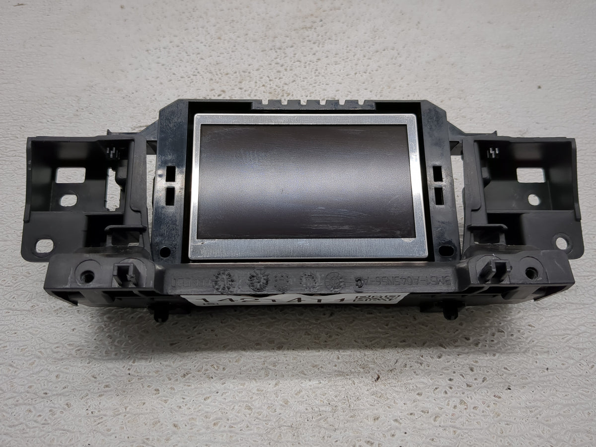 2015-2018 Ford Focus Information Radio Display Screen 1421411 - Oemusedautoparts1.com