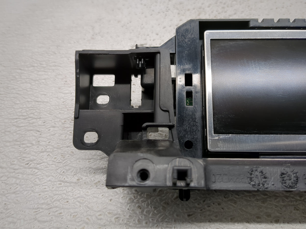 2015-2018 Ford Focus Information Radio Display Screen 1421411 - Oemusedautoparts1.com