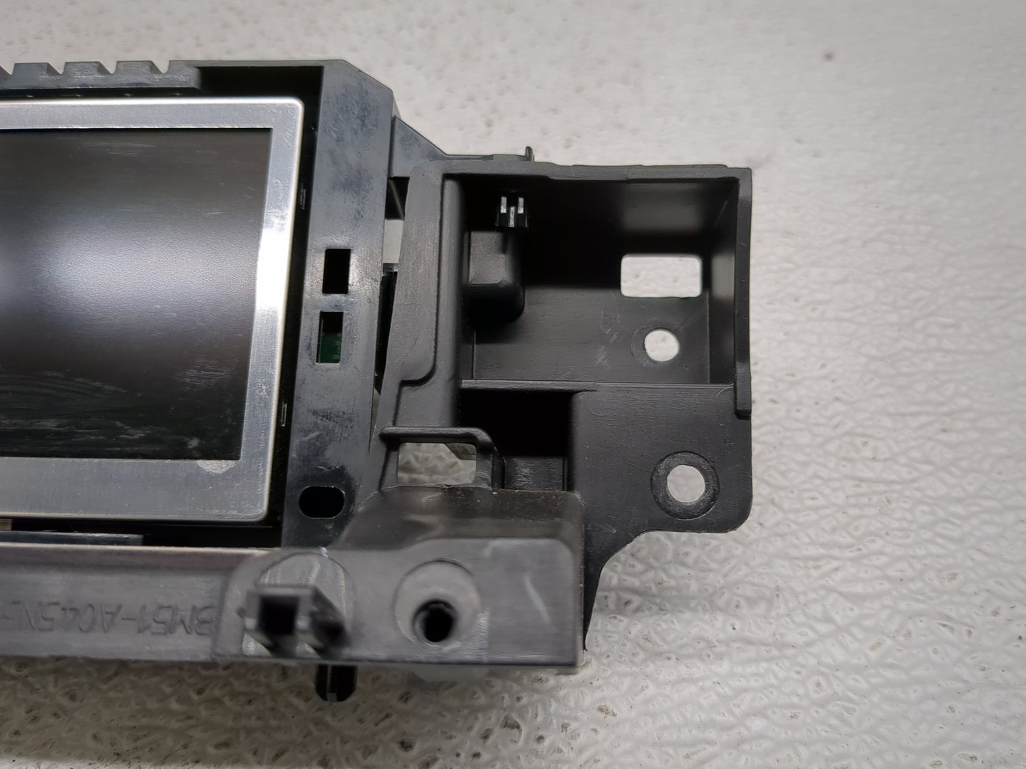 2015-2018 Ford Focus Information Display Screen - Oemusedautoparts1.com