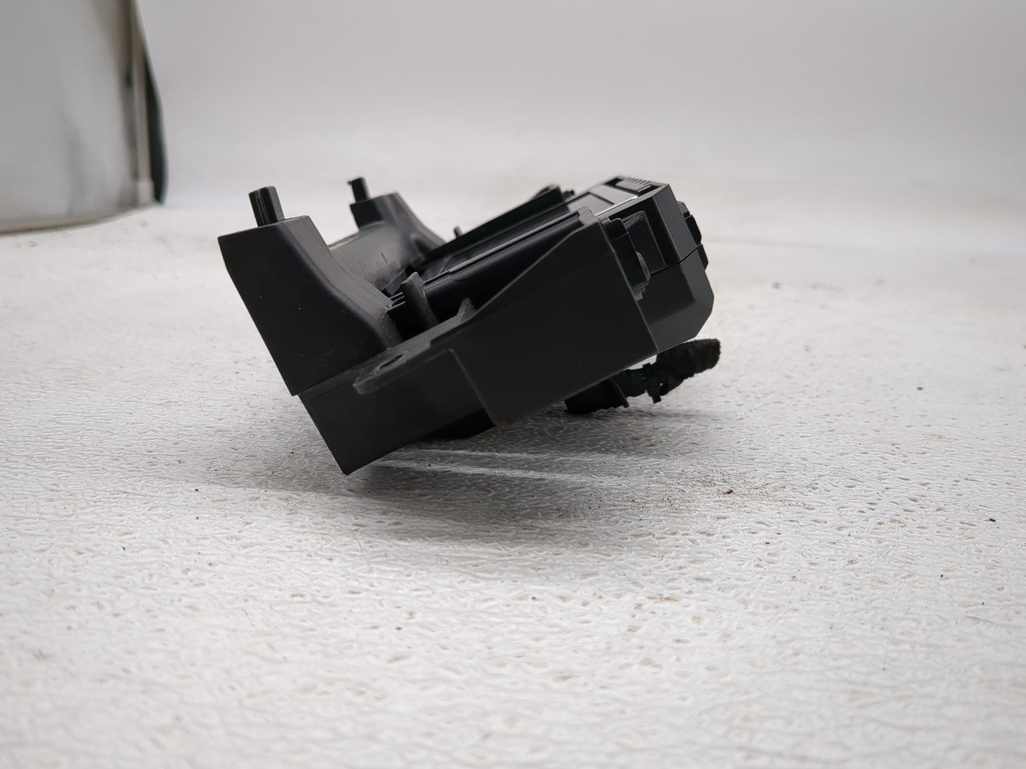 2015-2018 Ford Focus Information Display Screen - Oemusedautoparts1.com