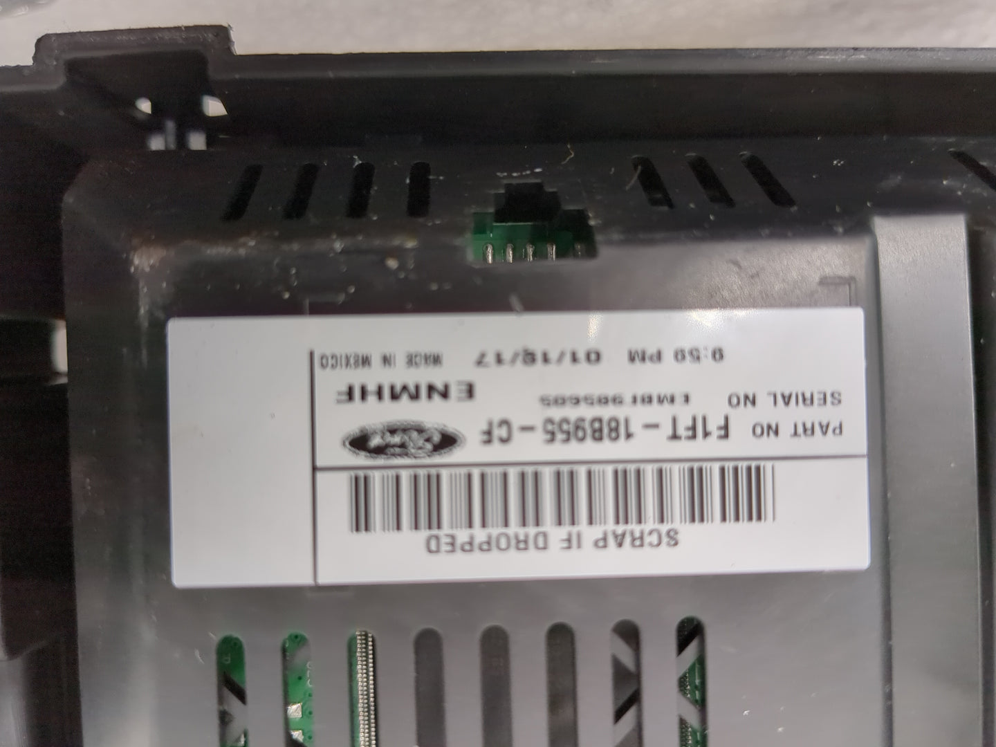 2015-2018 Ford Focus Information Display Screen - Oemusedautoparts1.com