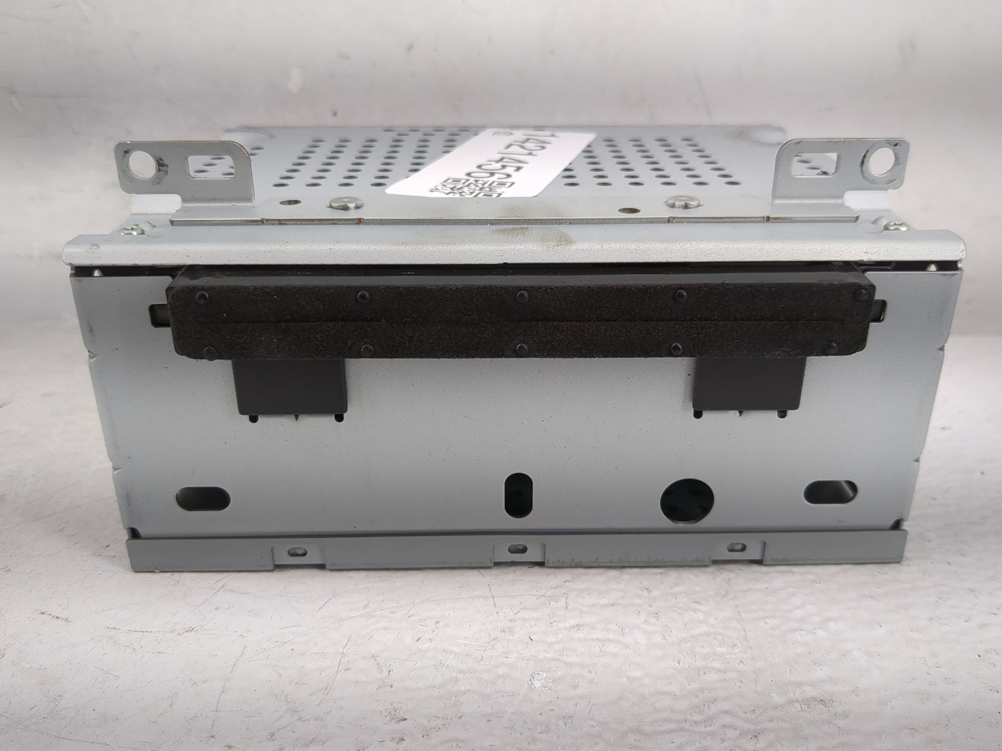 2017-2018 Ford Focus Radio AM FM Cd Player Receiver Replacement P/N:FM5T-19C107-HD Fits Fits 2017 2018 OEM Used Auto Parts -