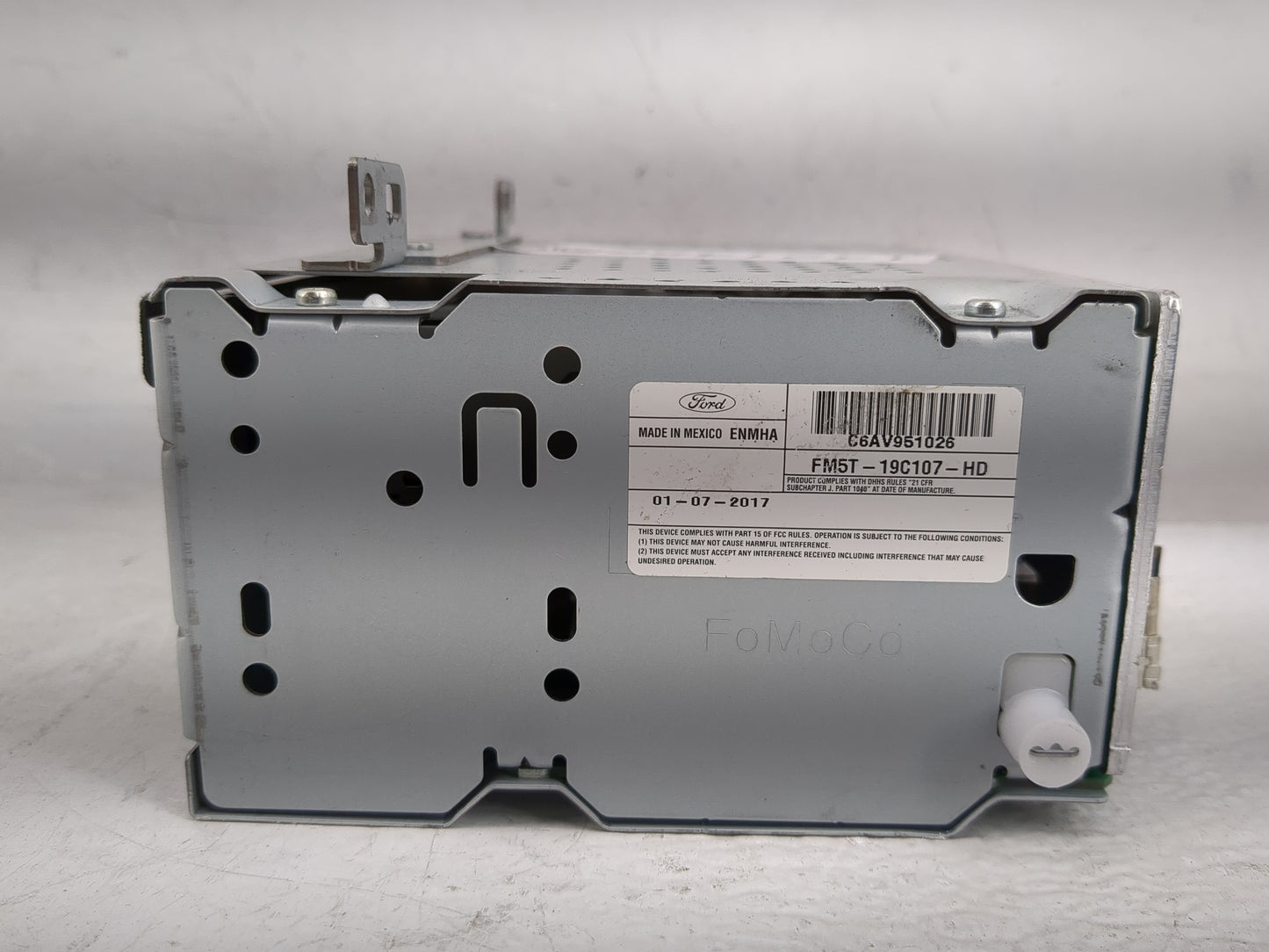 2017-2018 Ford Focus Radio AM FM Cd Player Receiver Replacement P/N:FM5T-19C107-HD Fits Fits 2017 2018 OEM Used Auto Parts -