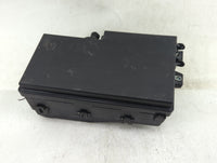2017-2018 Ford Focus Fusebox Fuse Box Panel Relay Module P/N:GJ7T-14A076-BA 19648 000 001, 21090 000 001 Fits Fits 2017 2018