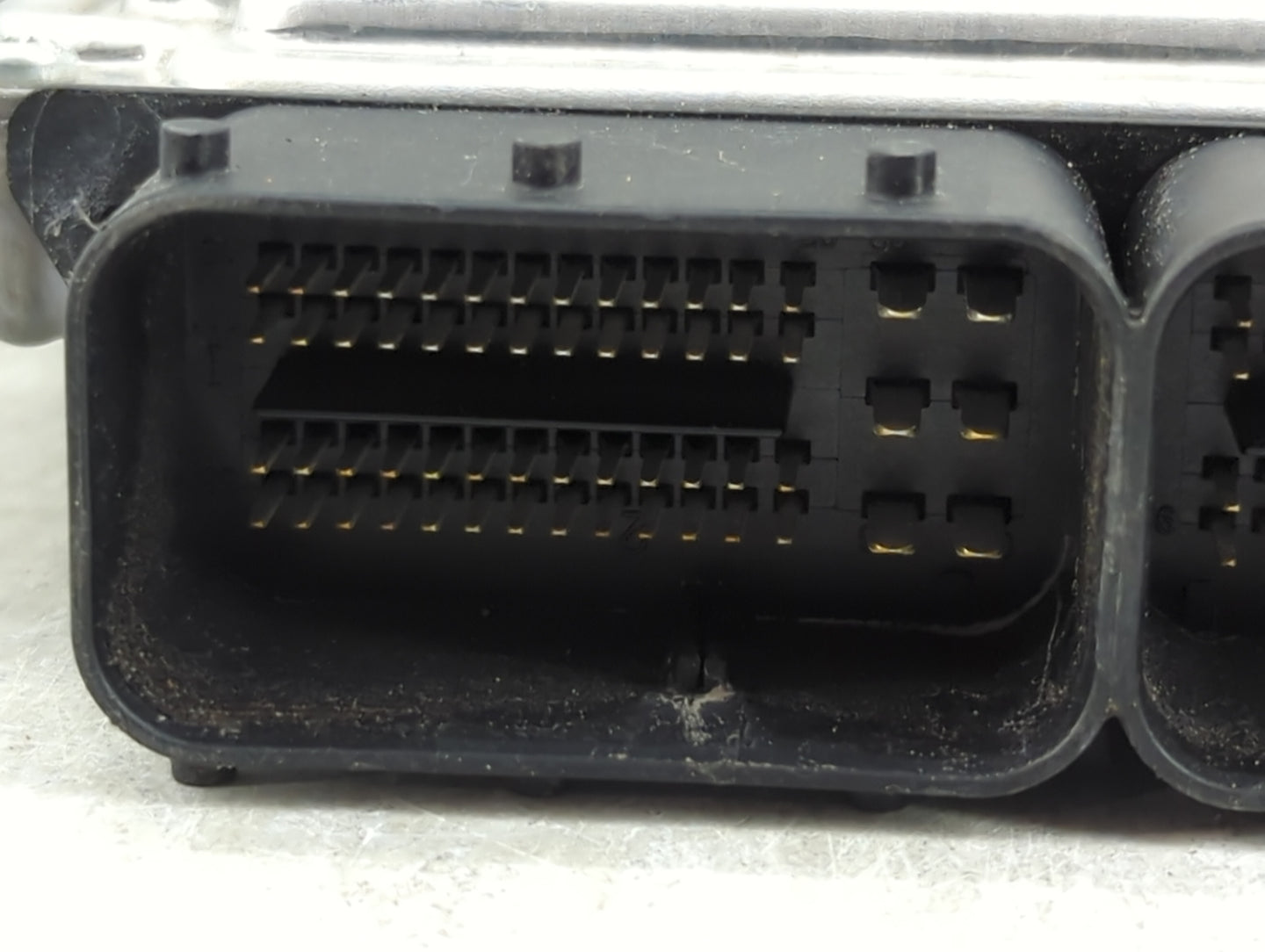 2013-2018 Ford Focus PCM Engine Control Computer ECU ECM PCU OEM P/N:FM5A-12A650-ADB Fits Fits 2013 2014 2015 2016 2017 2018
