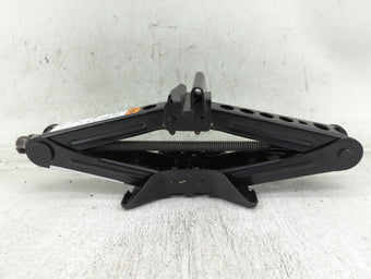 compare product 2017 Ford Focus Spare Scissor Car Jack 1431619