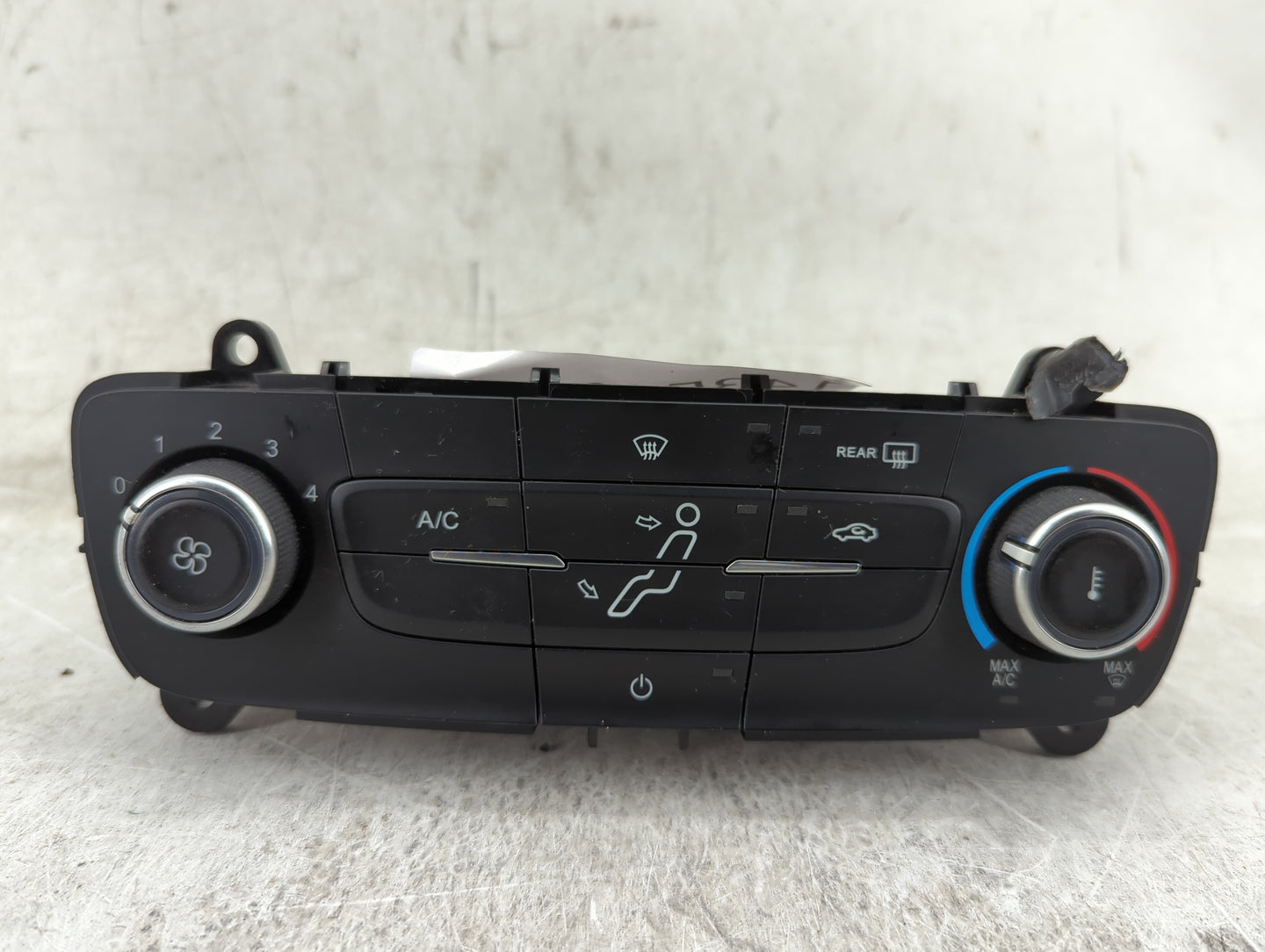 2015-2018 Ford Focus Climate Control Module Temperature AC/Heater Replacement P/N:F1ET-19980-JJ Fits Fits 2015 2016 2017 201