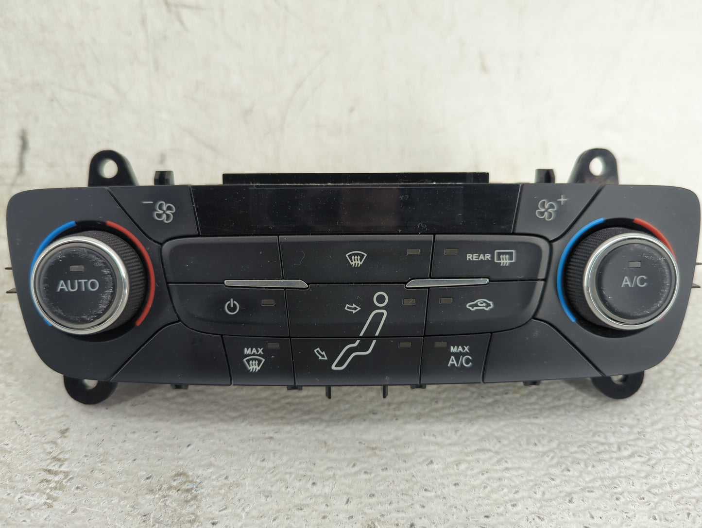 2015-2018 Ford Focus Climate Control Module Temperature AC/Heater Replacement P/N:F1ET-18C612-AJ Fits Fits 2015 2016 2017 20