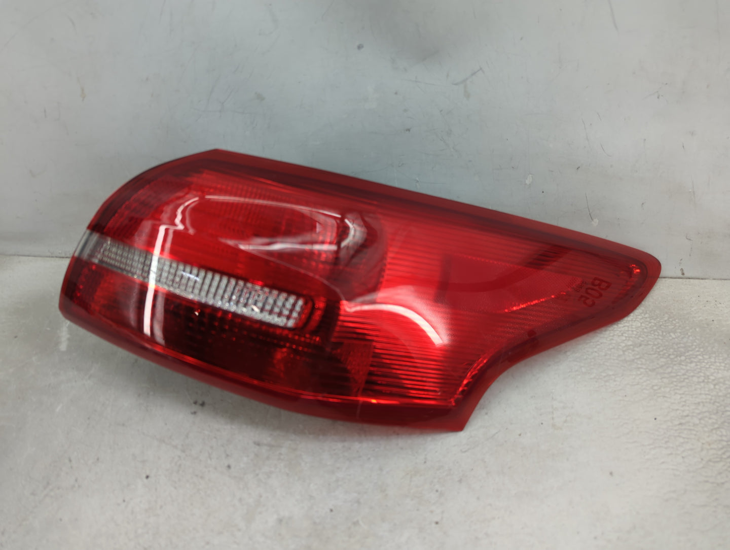2015-2018 Ford Focus Tail Light Assembly Passenger Right OEM P/N:F1EB-13404-FE Fits Fits 2015 2016 2017 2018 OEM Used Auto P