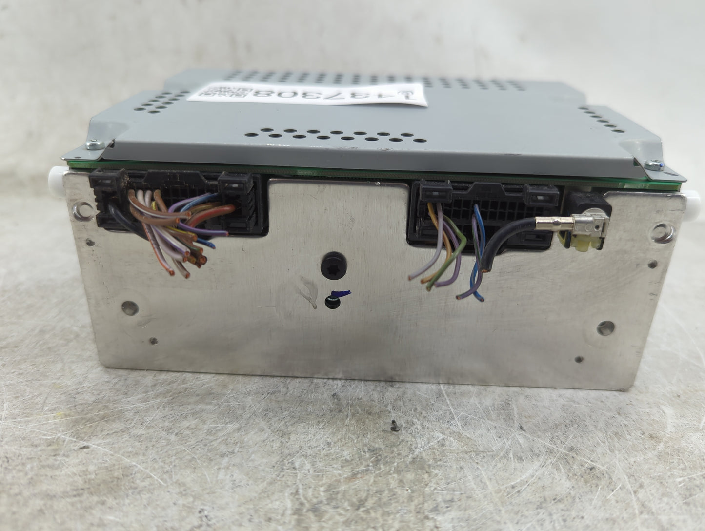 2016-2018 Ford Focus Radio AM FM Cd Player Receiver Replacement P/N:FM5T-19C107-HD Fits Fits 2016 2017 2018 OEM Used Auto Pa