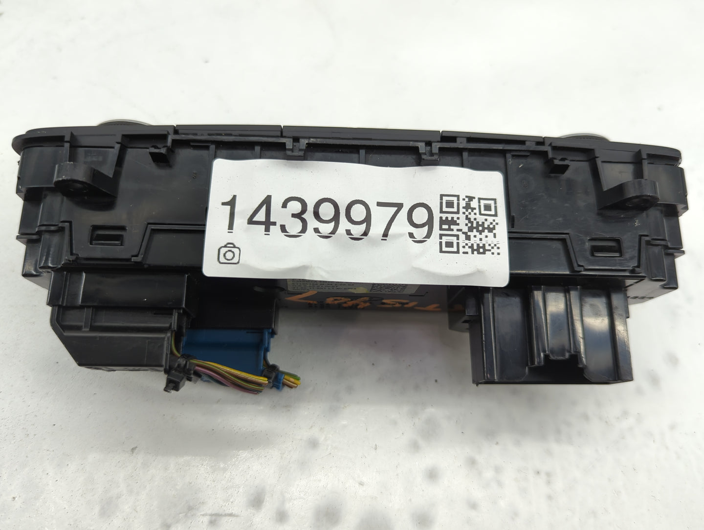 2015-2018 Ford Focus Climate Control Module Temperature AC/Heater Replacement P/N:F1ET-19980-JJ Fits Fits 2015 2016 2017 201