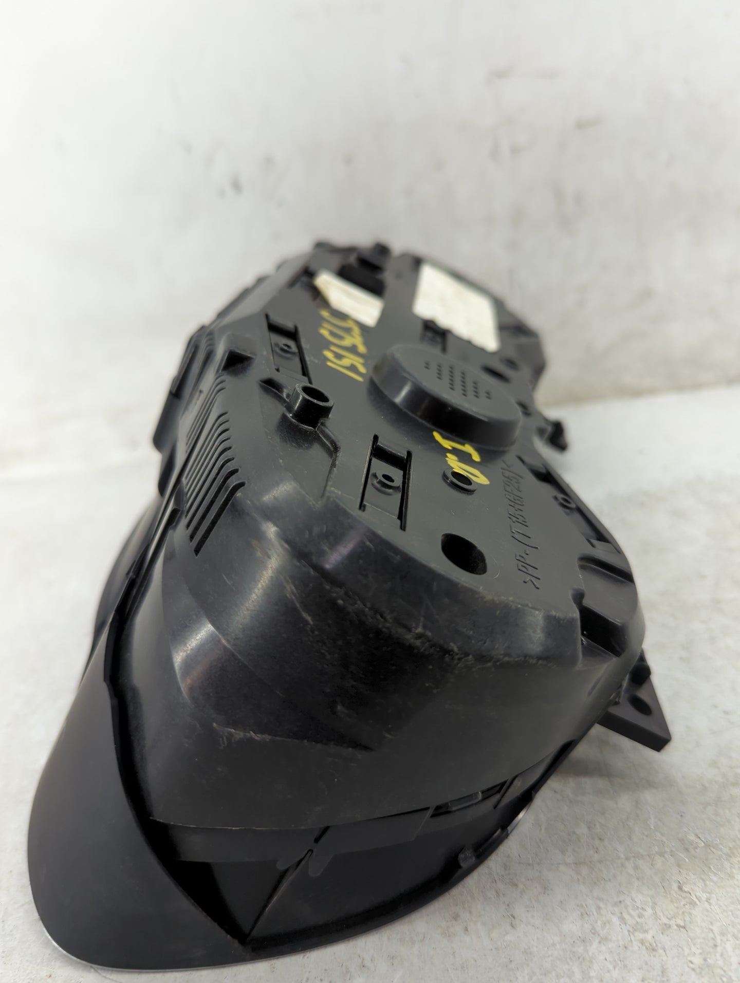 2016-2018 Ford Focus Instrument Cluster Speedometer Gauges P/N:2625776 5085074 Fits Fits 2016 2017 2018 OEM Used Auto Parts 