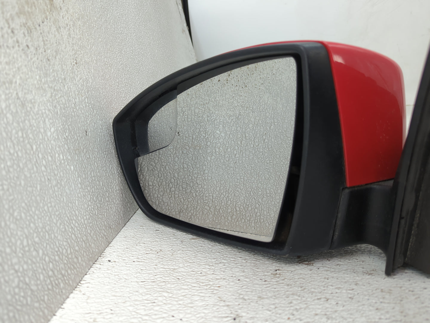2015-2018 Ford Focus Driver Side View Mirror - Left Door Mirror OEM Used - Oemusedautoparts1.com