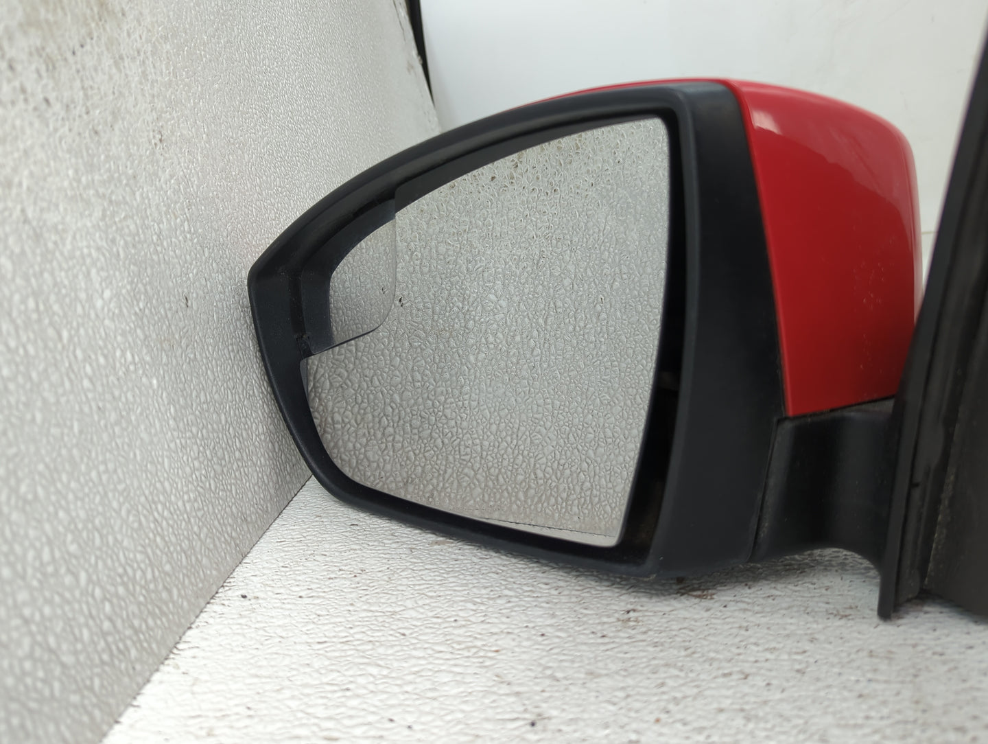 2015-2018 Ford Focus Driver Side View Mirror - Left Door Mirror OEM Used - Oemusedautoparts1.com