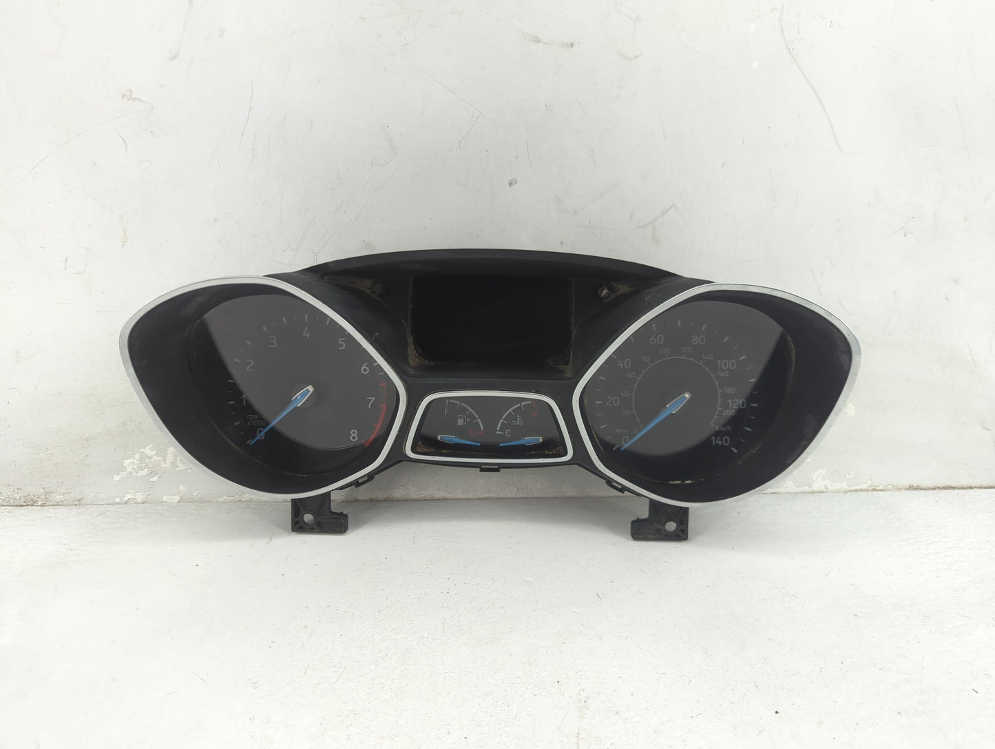 2017-2018 Ford Focus Instrument Cluster Speedometer Gauges P/N:5085074 2625776 Fits Fits 2017 2018 OEM Used Auto Parts - Oem