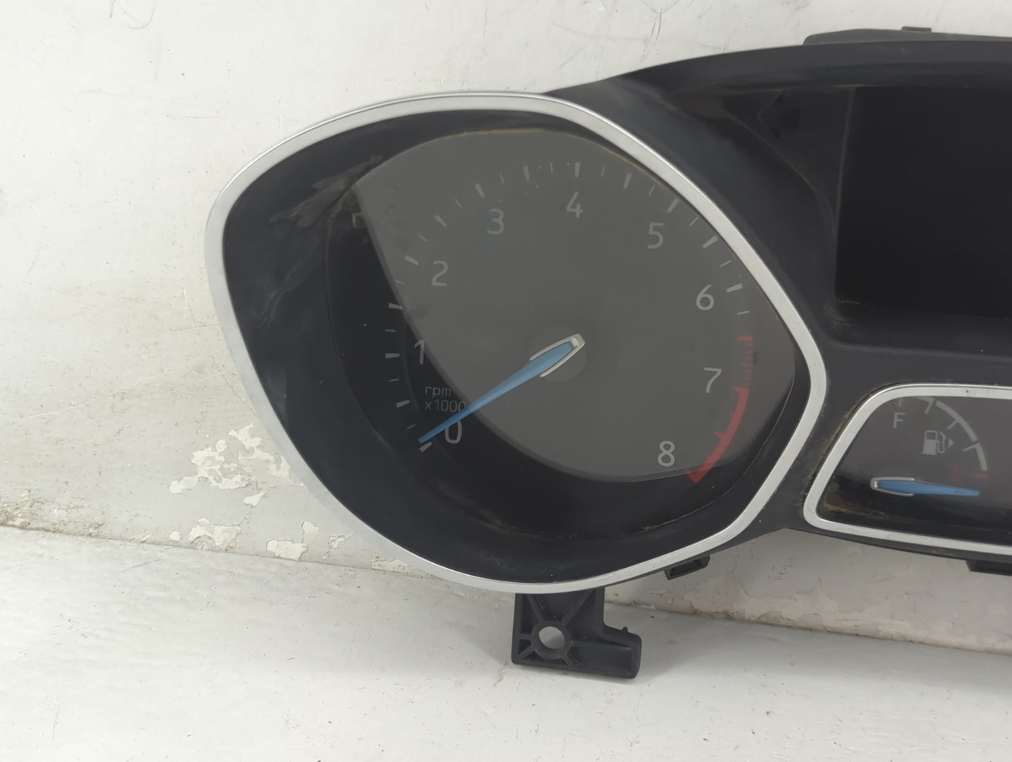 2017-2018 Ford Focus Instrument Cluster Speedometer Gauges P/N:F1ET-10849-CTN F1ET-10849-CTD Fits Fits 2017 2018 OEM Used Au