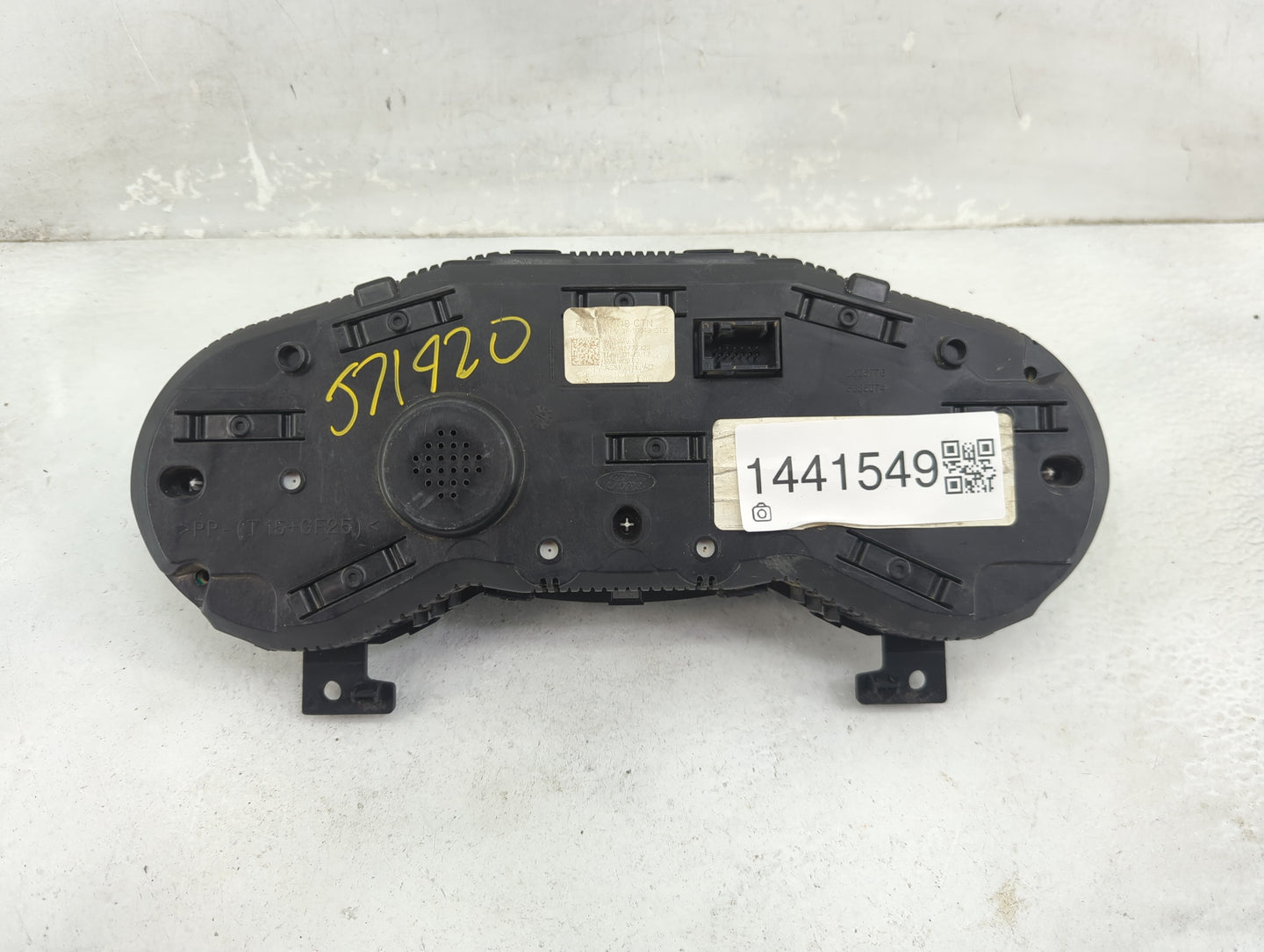 2017-2018 Ford Focus Instrument Cluster Speedometer Gauges P/N:F1ET-10849-CTN F1ET-10849-CTD Fits Fits 2017 2018 OEM Used Au