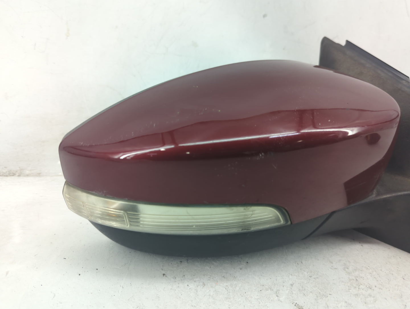 2015-2018 Ford Focus Passenger Side View Mirror - Right Door Mirror OEM Used - Oemusedautoparts1.com