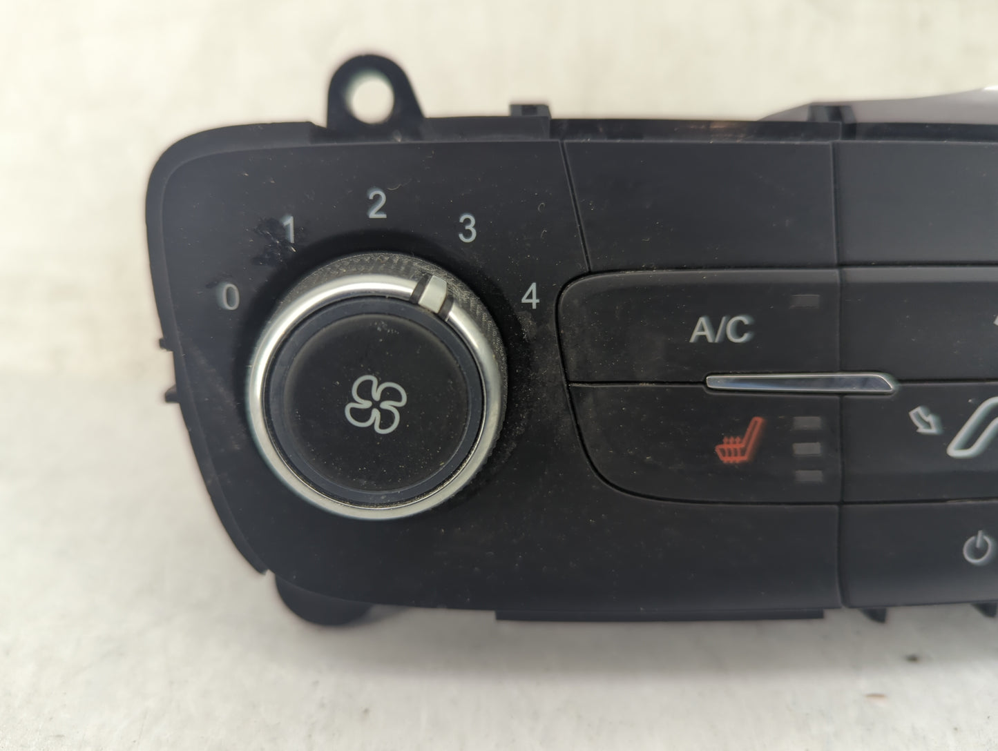 2015-2018 Ford Focus Climate Control Module Temperature AC/Heater Replacement P/N:F1ET-19980-LJ Fits Fits 2015 2016 2017 201