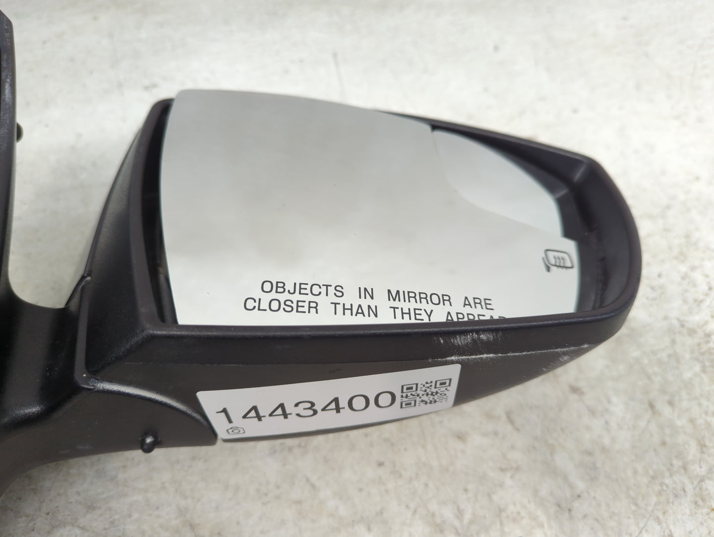 2015-2018 Ford Focus Passenger Side View Mirror - Right Door Mirror OEM Used - Oemusedautoparts1.com
